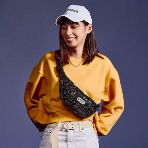 SNOOPY聯名款太空人系列腰包-黑色