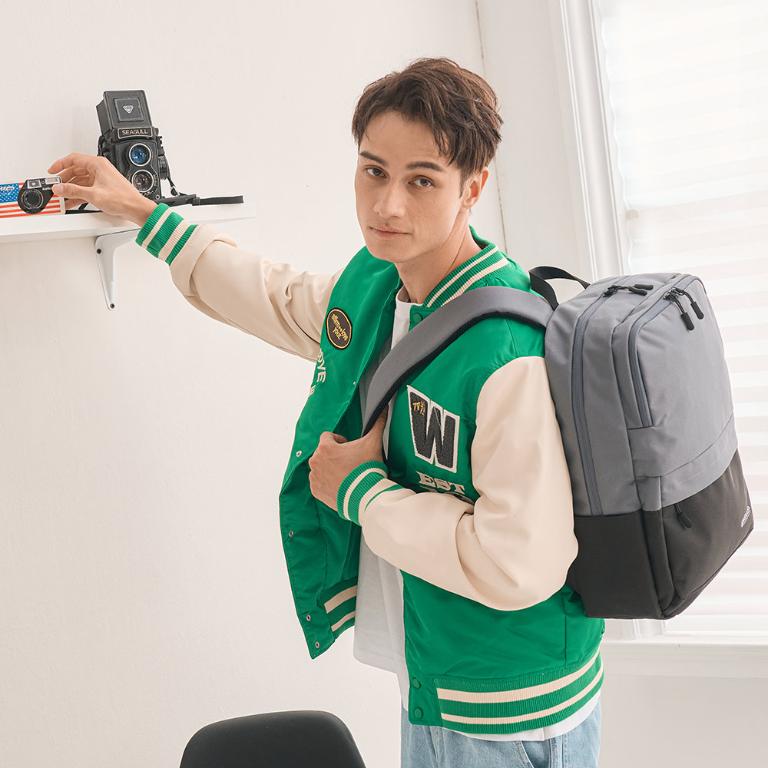 極簡風尚-14吋電腦後背包-黑/灰色