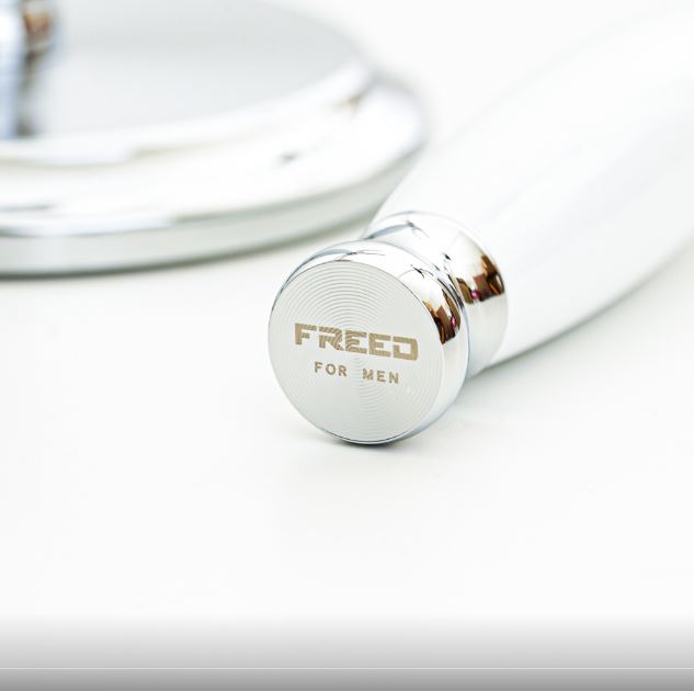 FREED 二週年特仕版豪華典藏版刮鬍刀禮盒 - 珍珠白