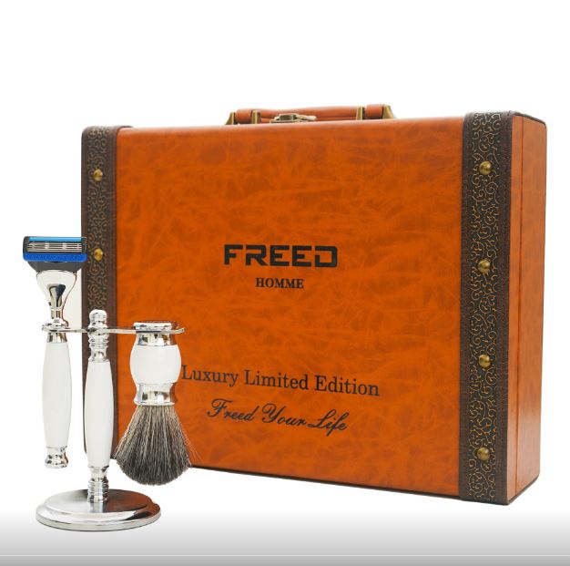 FREED 二週年特仕版豪華典藏版刮鬍刀禮盒 - 珍珠白