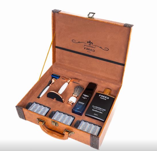 FREED 二週年限量紀念版精裝豪華典藏版-珍珠白款