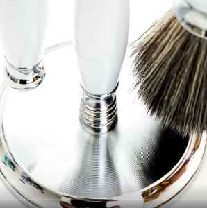 FREED 二週年特仕版豪華典藏版刮鬍刀禮盒 - 珍珠白