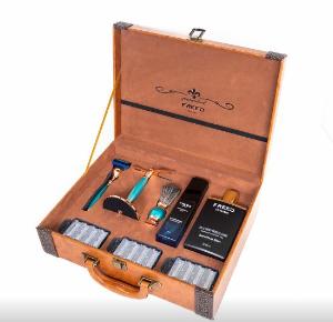 FREED 二週年限量紀念版精裝豪華典藏版-湖水綠款