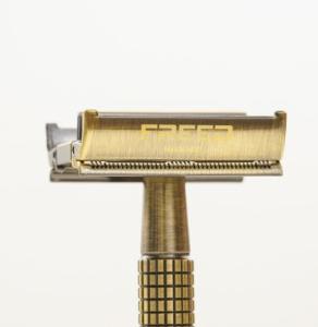 FREED 尊爵四件組旋轉開放式雙刃安全刮鬍刀禮盒 -古銅棕