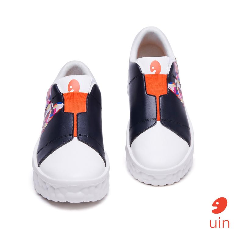 uin 西班牙原創設計 女鞋 趴趴狗2彩繪休閒鞋W1520155