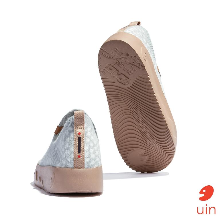 uin 西班牙原創設計 女鞋 懶人鞋 富埃特文圖拉1鷺白素色休閒鞋W1550449