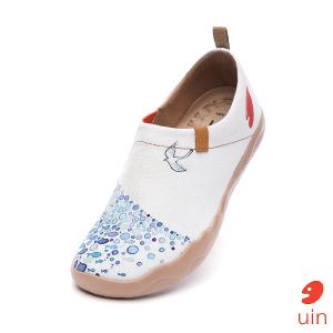uin 西班牙原創設計 女鞋 帆布鞋 懶人鞋 飛翔的魚彩繪休閒鞋W0101040