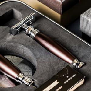 FREED 豪華四件雙刃刮鬍刀禮盒- 馬鞍棕+客製化刻字服務