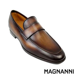 MAGNANNI 經典刷色便士樂福鞋 棕色(22692-BR)