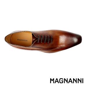 MAGNANNI 經典鞋翼壓紋紳士牛津鞋 棕色(25219-CUE)