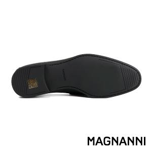 MAGNANNI 西班牙手工荔枝紋便士樂福鞋 黑色(23802B-BL)