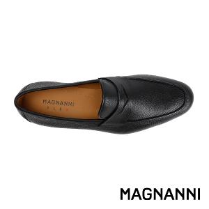 MAGNANNI 西班牙手工荔枝紋便士樂福鞋 黑色(23802B-BL)