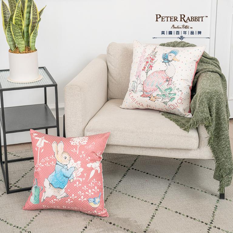 PETER RABBIT 比得兔 田園趣抱枕-2色可選