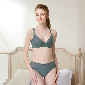 【思薇爾】輕醇BRA系列B-F罩軟鋼圈涼感蕾絲包覆女內衣(鑄鐵灰)