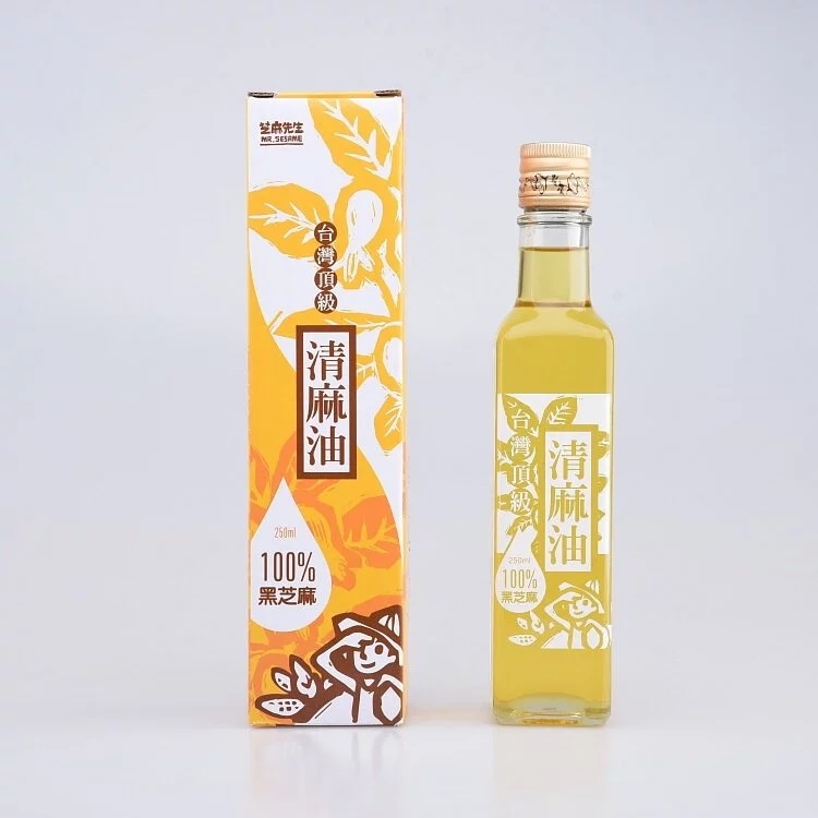 台灣頂級黑芝麻清麻油 (250ml/瓶)