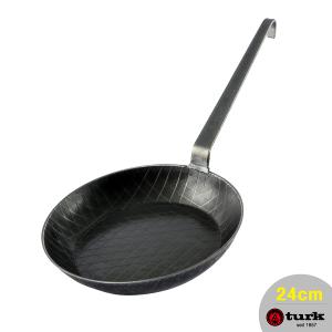 【德國turk土克鐵鍋】熱鍛斜紋 長柄(深)平底鍋 24cm 鐵鍋 65226