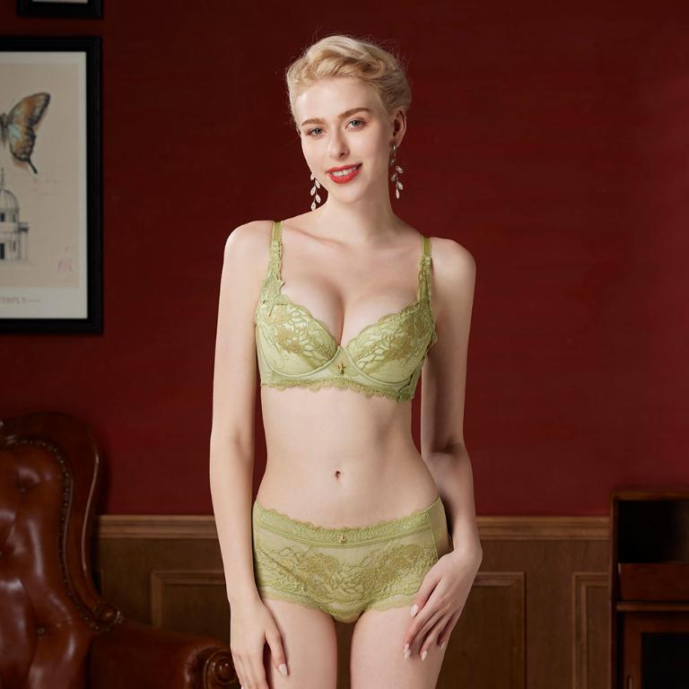 【思薇爾】金戀花羽系列M-XL蕾絲中低腰平口女內褲(蒲柳綠)