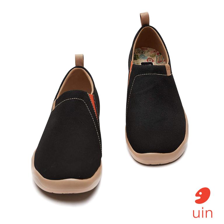 uin│西班牙原創設計 女鞋 帆布鞋 懶人鞋 經典黑素色休閒鞋W0101045