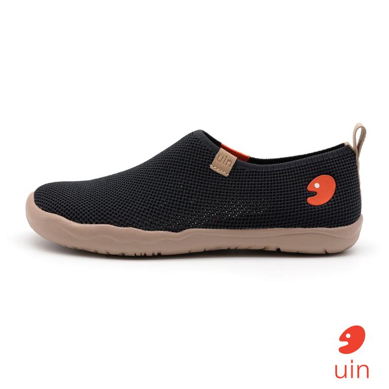 uin│西班牙原創設計 女鞋 帆布鞋 懶人鞋 黯黑素色休閒鞋W1109388