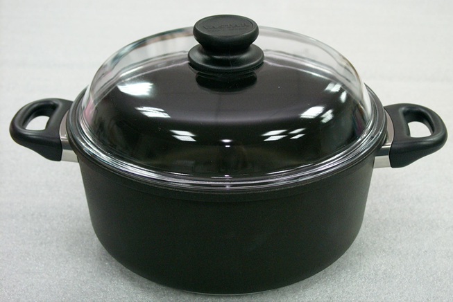 德國純手工打造鈦金屬頂級湯鍋 SK830