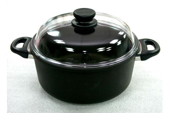 德國純手工打造鈦金屬頂極鍋 SK824