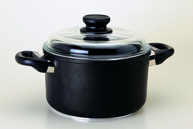 德國純手工打造鈦金屬頂極鍋 SK822