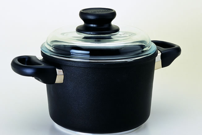 德國純手工打造鈦金屬頂極鍋 SK821