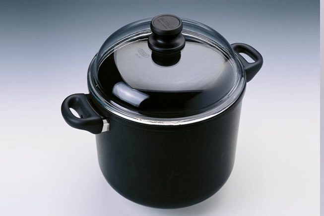 德國純手工打造鈦金屬頂極湯鍋 SK832