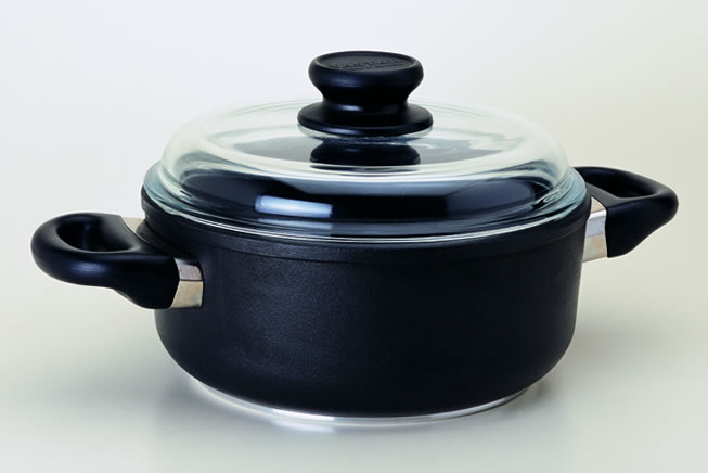 德國純手工打造鈦金屬頂極鍋 SK813