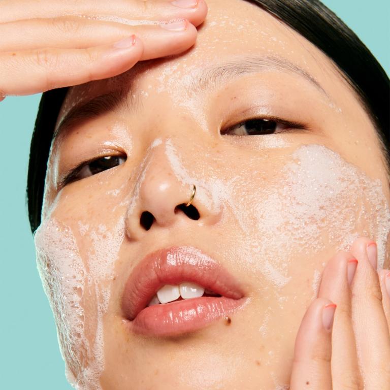 benefit 平易淨人毛孔細緻潔顏凝露