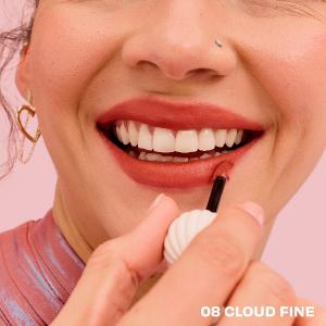 benefit 絨液心動唇采露  (天鵝絨霧面)