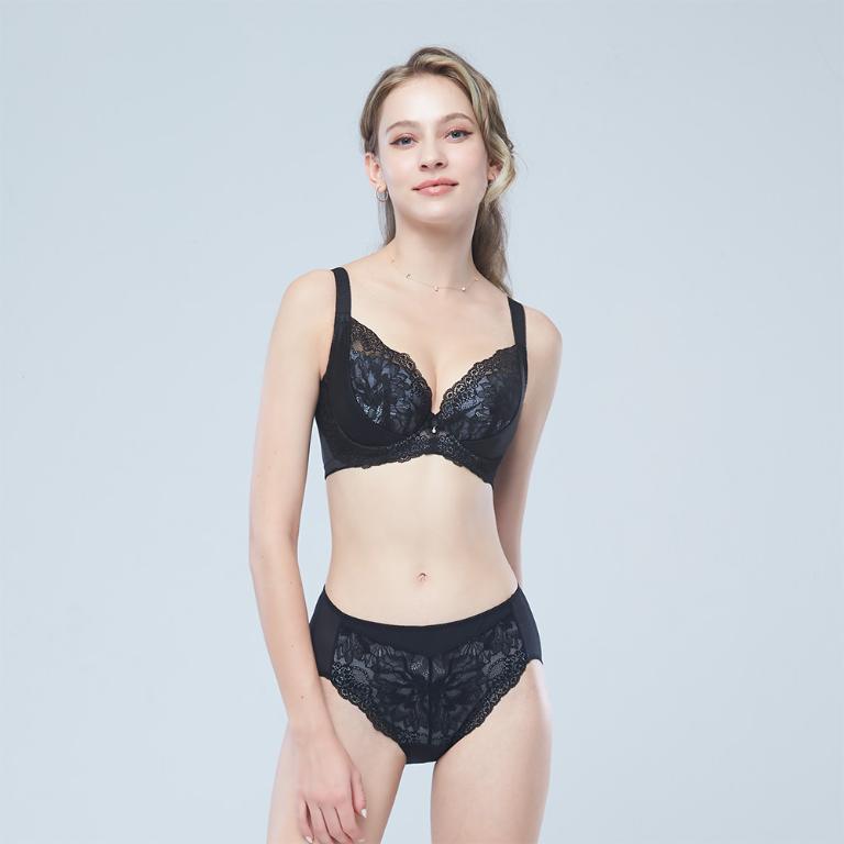 【思薇爾】美波曲線系列E-H罩調整型蕾絲涼感包覆大罩塑身女內衣(黑色)