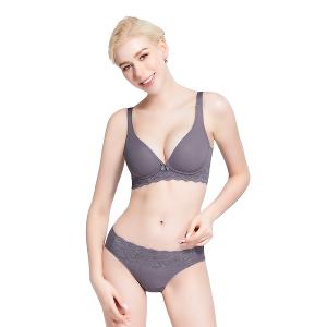 【思薇爾】Love myself系列B-E罩無鋼圈模杯蕾絲包覆無痕女內衣(魅影灰)