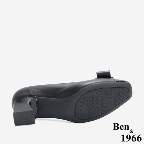 Ben&1966 柔軟羊皮氣質金屬釦方頭跟鞋-黑(246221)