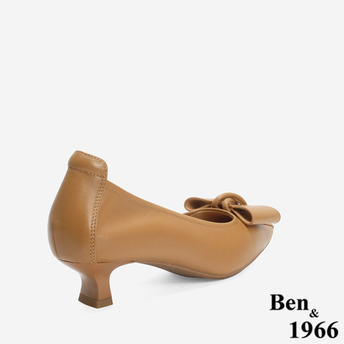 Ben&1966 柔軟羊皮優雅蝴蝶結方頭跟鞋-太妃糖棕(246152)
