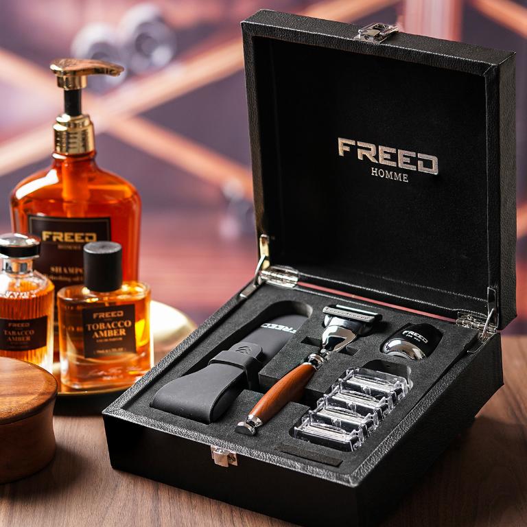 FREED 尊爵四件組禮盒-仿胡桃木