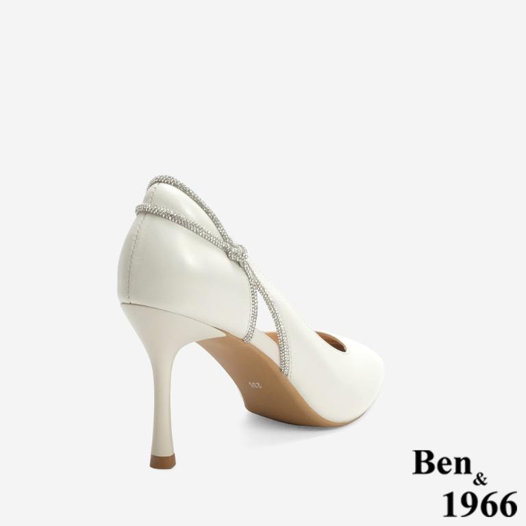 Ben&1966 高級舒適羊皮側簍空燙鑽氣質尖頭高跟鞋-米白