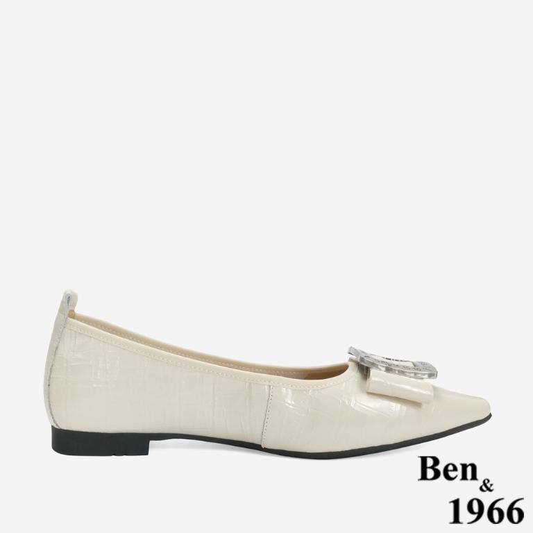 Ben&1966 高級頭層牛皮金屬方釦氣質尖頭包鞋-米白