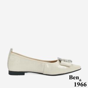 Ben&1966 高級頭層牛皮金屬方釦氣質尖頭包鞋-米白