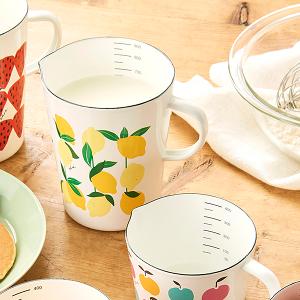 PLUNE 琺瑯刻度量杯930ml