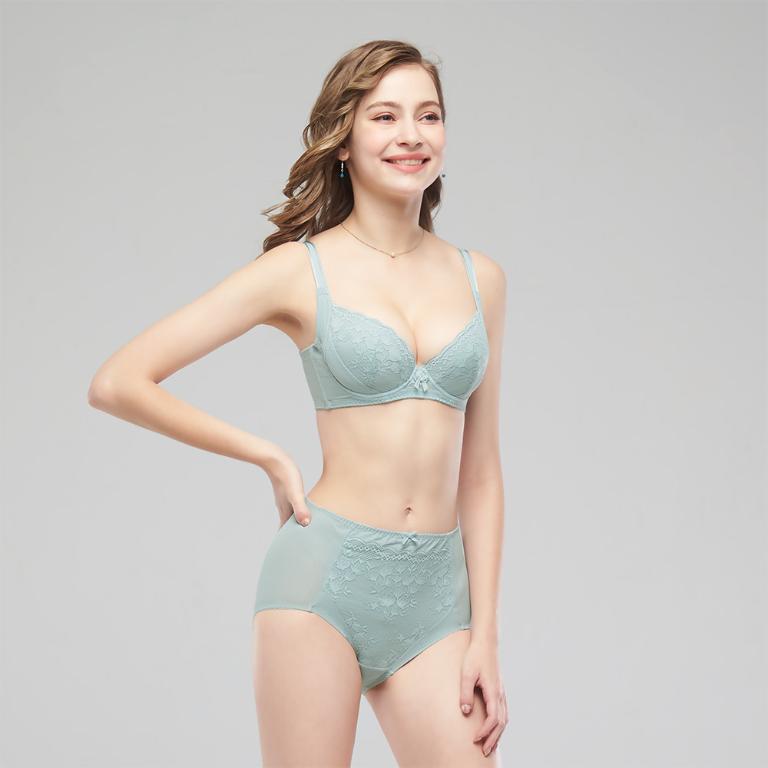 【思薇爾】輕沁舒系列B-F罩軟鋼圈涼感蕾絲集中包覆女內衣(粉霧藍)