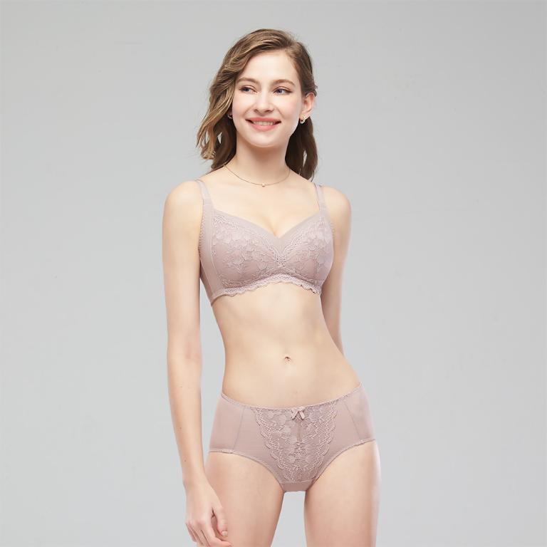 【思薇爾】輕沁舒系列B-F罩無鋼圈涼感蕾絲包覆女內衣(靜謐膚)