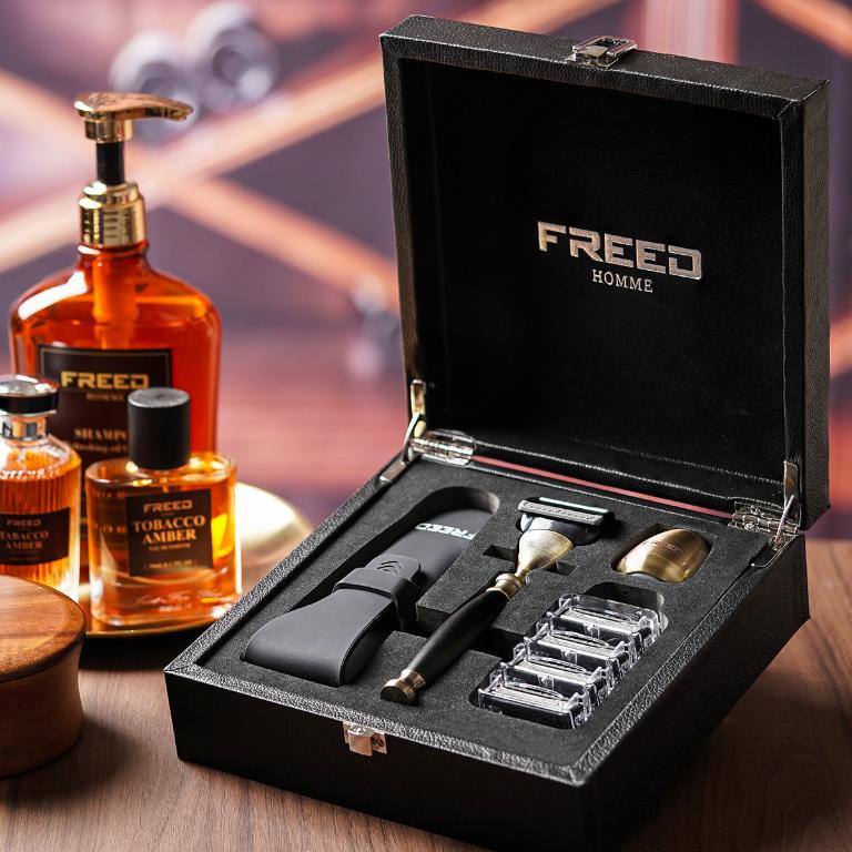 FREED 古銅系列尊爵四件組五刀式刮鬍刀禮盒-極致黑+客製化刻字服務