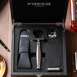 FREED 尊爵四件組雙刃刮鬍刀禮盒 - 蝕刻雕花鍍鎳版