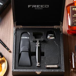 FREED 尊爵四件組雙刃安全刮鬍刀禮盒-極致黑+客製化刻字服務