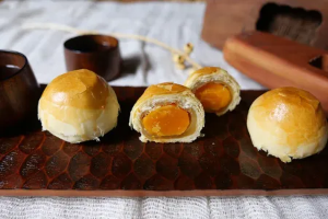 【白鵝山腳】登龍餅(蓮蓉金凰)6入