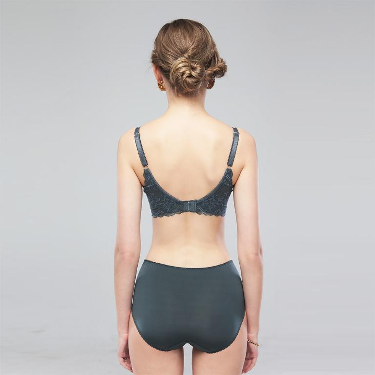 【思薇爾】麥香情迷系列M-XXL蕾絲刺繡中腰三角女內褲(深岩灰)