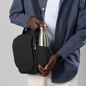 Pacsafe  LS200 ECONYL® Fabric 都市防盜斜肩包(7L)-潮汐藍