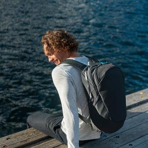 Pacsafe ECO 防盜登山後背包 (25L)-潮汐藍