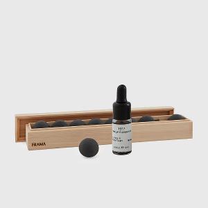 FRAMA 球體擴香 - 1917 (黑炭/土)